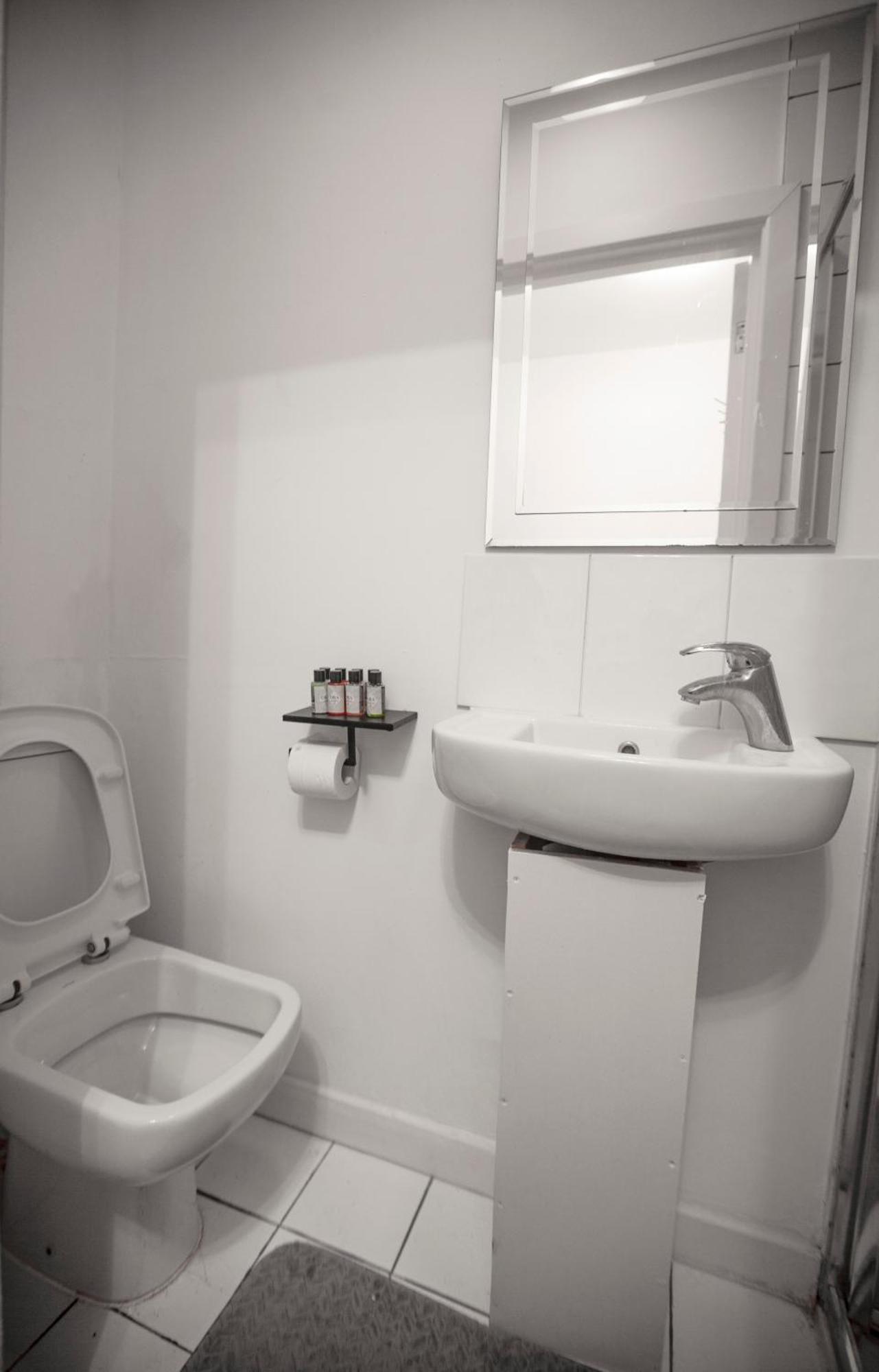 The Finsbury Guesthouse Londen Kamer foto